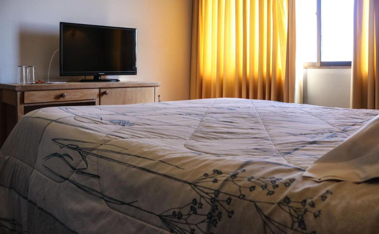 Hotel Camino Del Alto Vina del Mar Bagian luar foto