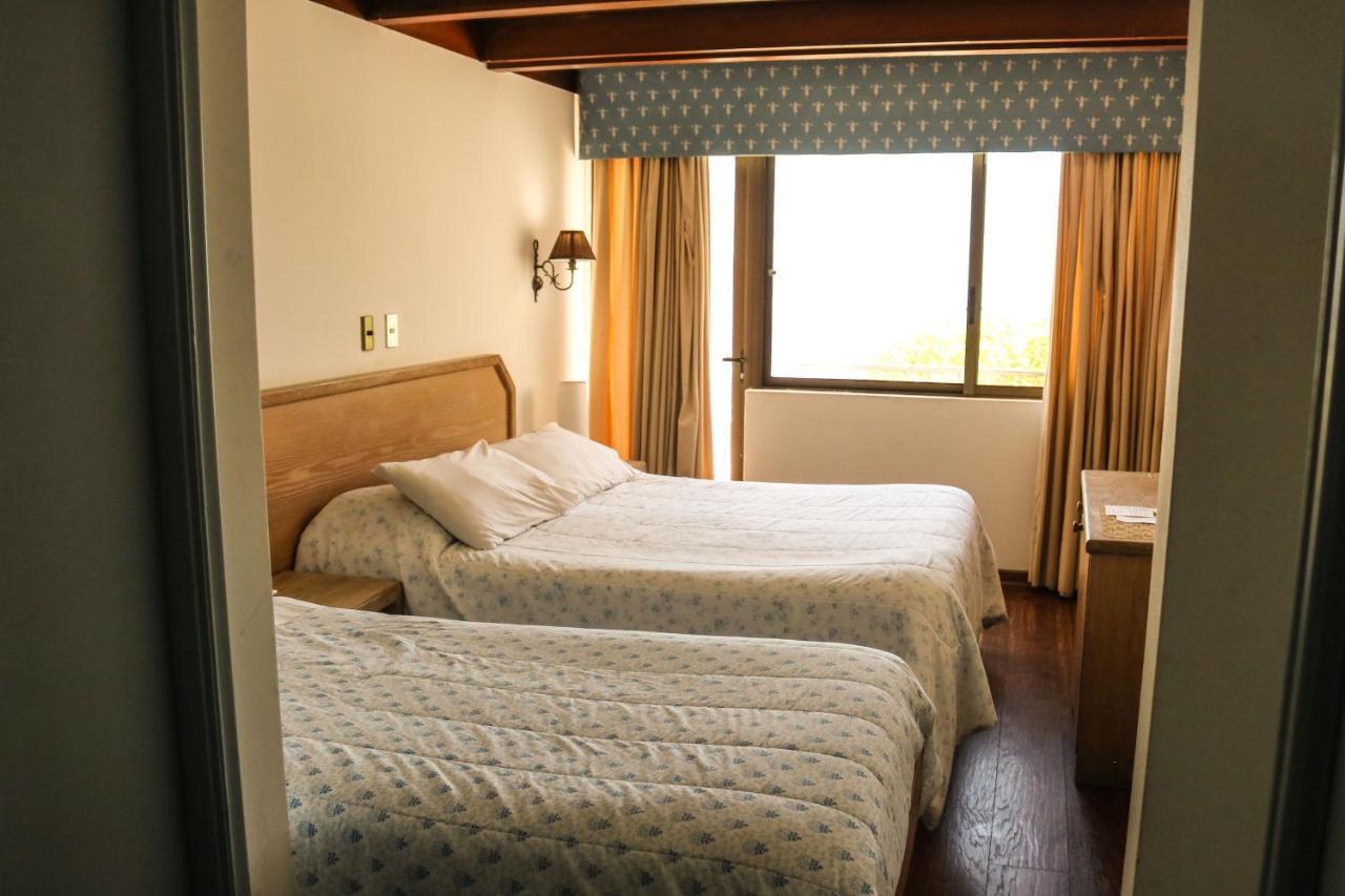 Hotel Camino Del Alto Vina del Mar Bagian luar foto